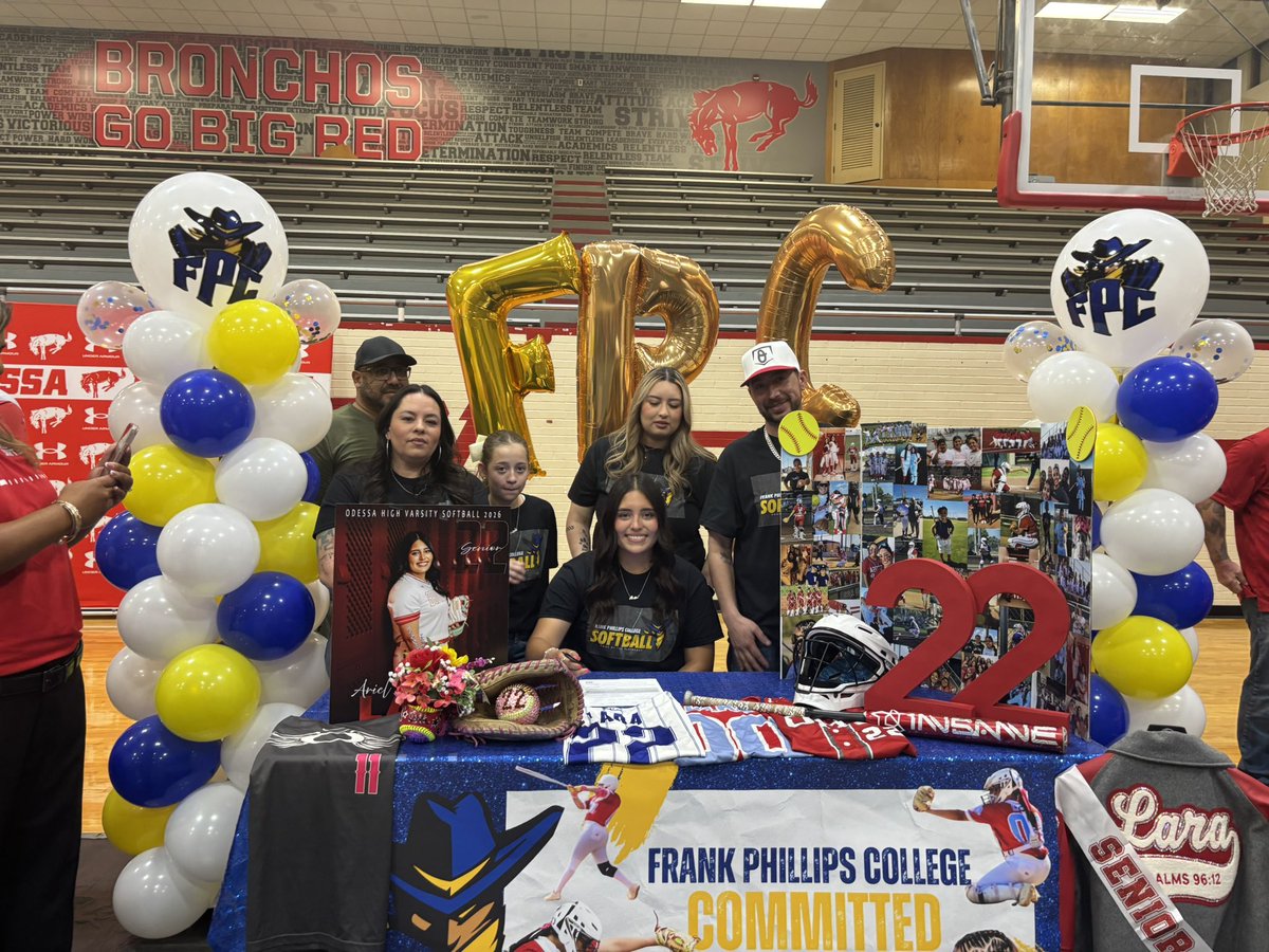 ECISDAthletics's tweet photo. Big day for our OHS senior student-athletes! 🎉✍️ All the hard work, early mornings, late nights, and dedication have paid off. Today we celebrate YOU as you take the next step in your journey. #WeAreWinningEverywhere 
#SigningDay #OHSStrong #NextChapter  @EctorCountyISD https://t.co/u2xId6AW0A