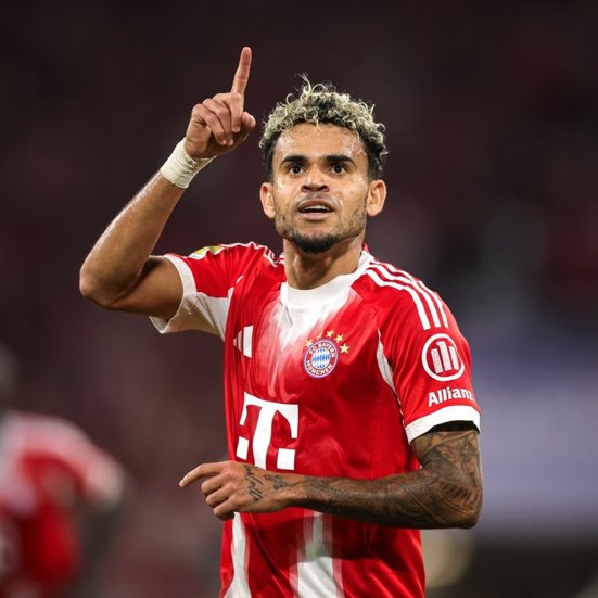 ItzCarlos tweet media