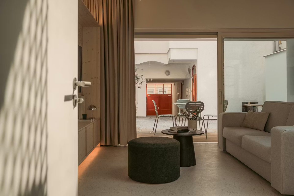 kotecinho's tweet image. Apartment Conversion of an Old Bakery_Courtyard
Prague 🇨🇿

BekArch