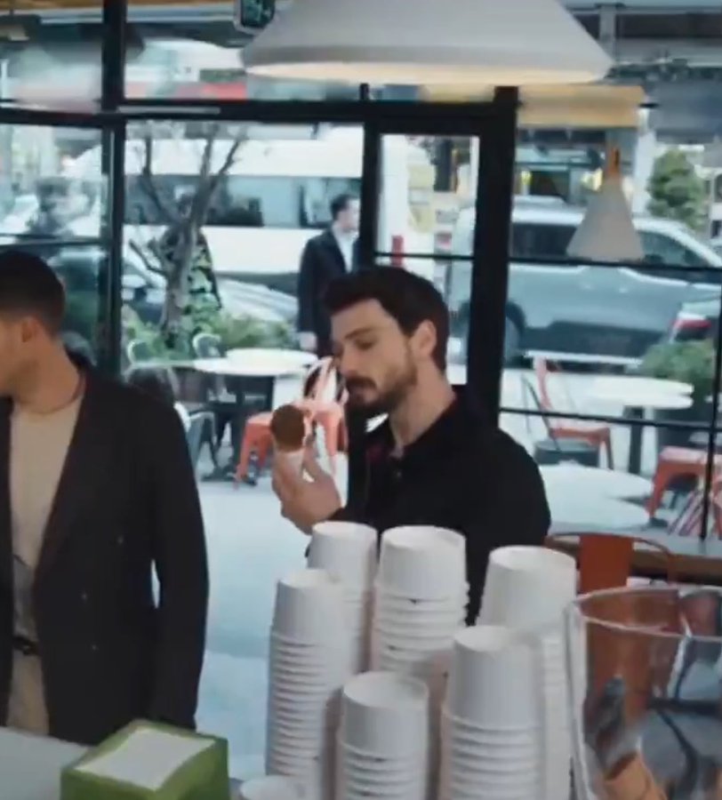 theodora33 tweet media