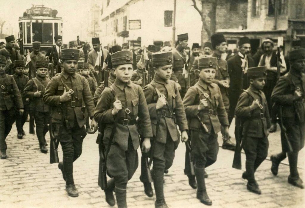 muhendisyenn's tweet photo. “Küçük hanımlar, küçük beyler. Sizler hepiniz, geleceğin bir gülü, yıldızı, ikbal ışığısınız. Yurdu asıl aydınlığa boğacak olan sizsiniz. ” 
Gazi Mustafa Kemal Atatürk

23 Nisan Ulusal Egemenlik ve Çocuk Bayramımız Kutlu Olsun. 🇹🇷🇹🇷🇹🇷

 #23NisanUlusalEgemenlikveÇocukBayramı https://t.co/dCeMdYA9K9