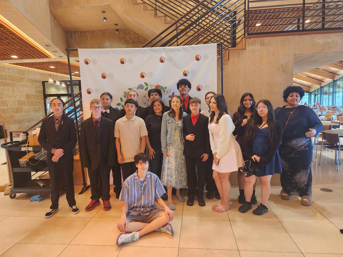 ICSMilwaukee's tweet photo. We're sharing a few more photos from the 8th Grade Luncheon! They got to experience Discovery World and then enjoyed eating lunch with ICS staff &amp; ICS Board members. #ICSEagles https://t.co/B7P3j1DztX
