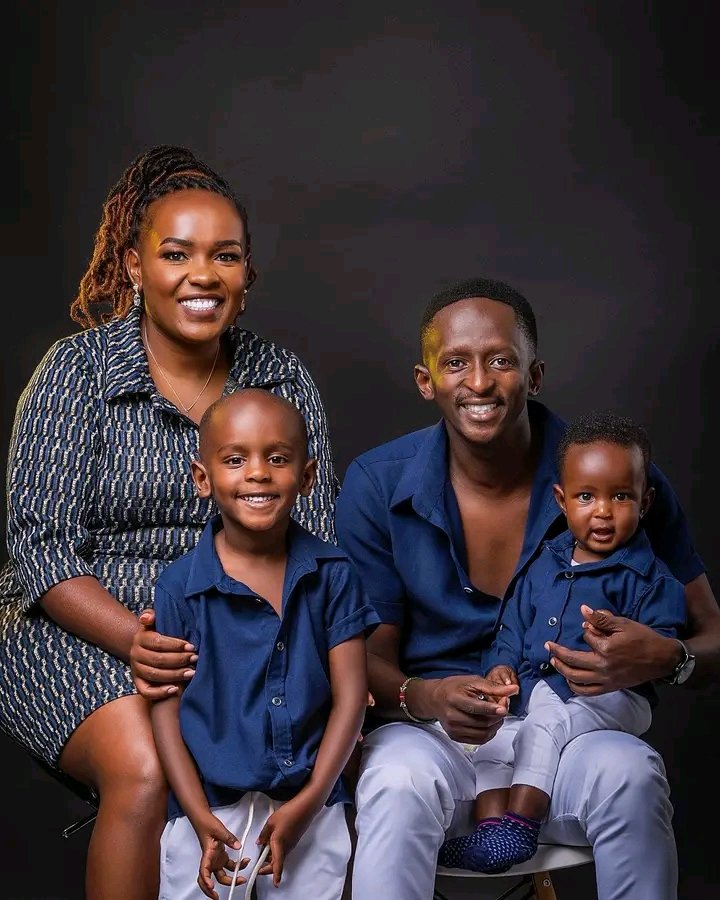 EustasMwiti's tweet image. They were the last standing couples that gave us hope  about love and marriage.Mkurugenzi ndio amebaki standing na akigongewa kwa akina ndoa tunasahau😄😄😂
#njugush #wakavinye
facebook.com/share/p/1APS6y…