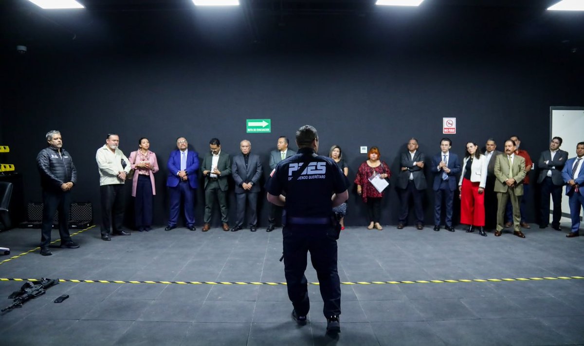 SSCQro's tweet image. La Federación de Colegios y Asociaciones de Abogados de Querétaro realizó un recorrido por las instalaciones del Complejo de Seguridad #Rhino, donde conocieron la infraestructura, tecnología y procesos operativos que fortalecen las acciones en materia de seguridad en la entidad.