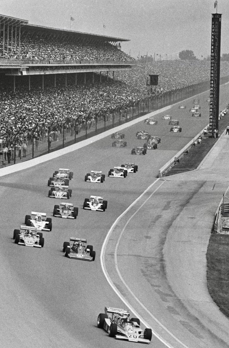 SHUNCK's tweet image. Start of the 1975 #Indy500….

So much perfection in one 📸