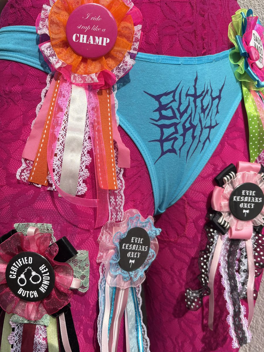 lily ⋆｡𖦹°⭒˚｡⋆ tweet media