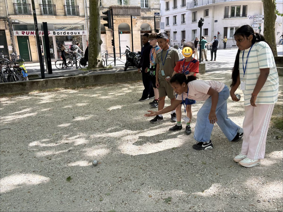 GrantonPrimary's tweet image. Just boule-ieve in yourself! 🇫🇷✨
Year 6 mastering the art of pétanque. #Pétanque #GrantonFamily #ExcellenceForAll #Leadingtheway #TuringScheme
