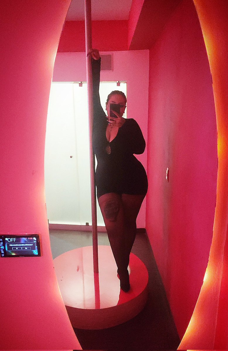 Stripperella (la Pam) tweet media