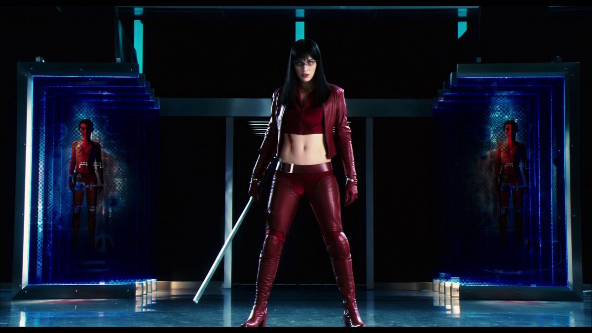 leloupceleste's tweet image. 💜 Contre toute probabilité statistique, #Ultraviolet arrive en #4KUltraHD. Préparez vos lunettes chromatiques et révisez votre Gun-Kata : les lois de la physique ne vont pas s’en remettre. #WeLovePhysicalMedia