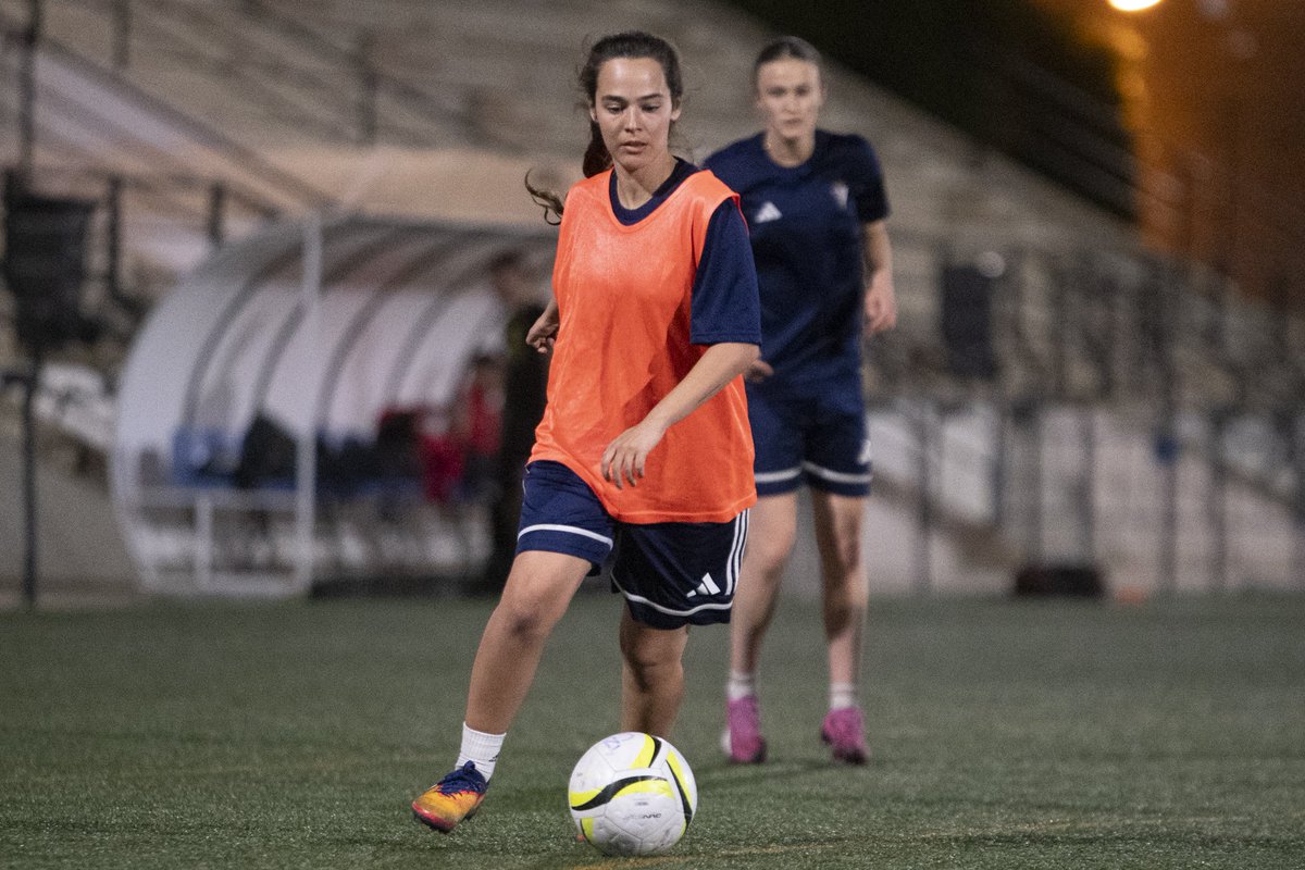 🦁 ¡Miércoles en Bazán! 

🔥 ¡A muerte a por el domingo, EQUIPO! 

#CDSFemenino