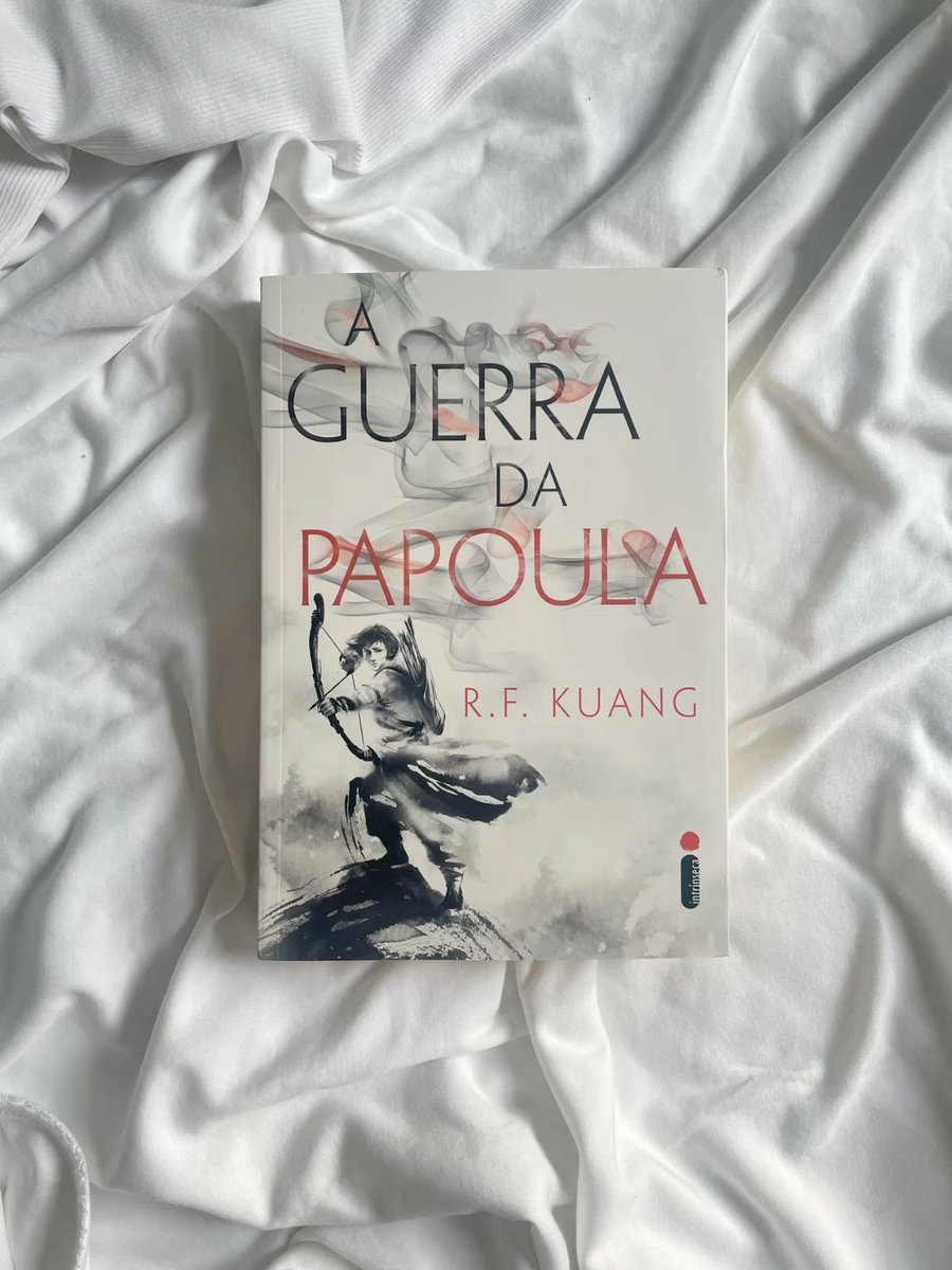 literandowmaria's tweet image. oi pessoal! 
tô em dúvida entre esses três livros para ser a minha próxima leitura. alguém já leu algum e pode me recomendar? 
#livros #booktwitter