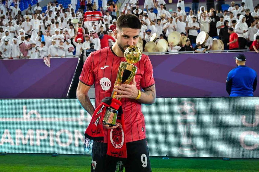 ahmd_jasm_'s tweet image. Tonight is not just about the game… it’s about showing up and standing behind the team till the end🦁🔥 The fans are always the real power in moments like this 💪 #AlRayyan #MatchDay #Support