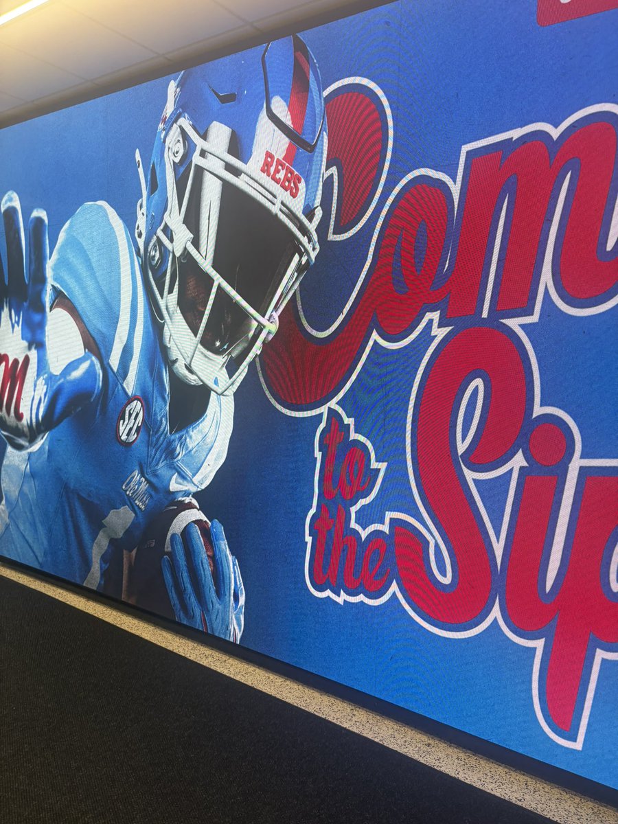 LeachChris97083's tweet photo. Had a great visit at The University of Mississippi, Can’t wait to be back‼️ @OleMissFB @DekalbRecruits @GAPrepVarsity https://t.co/CX9y8NIYxB