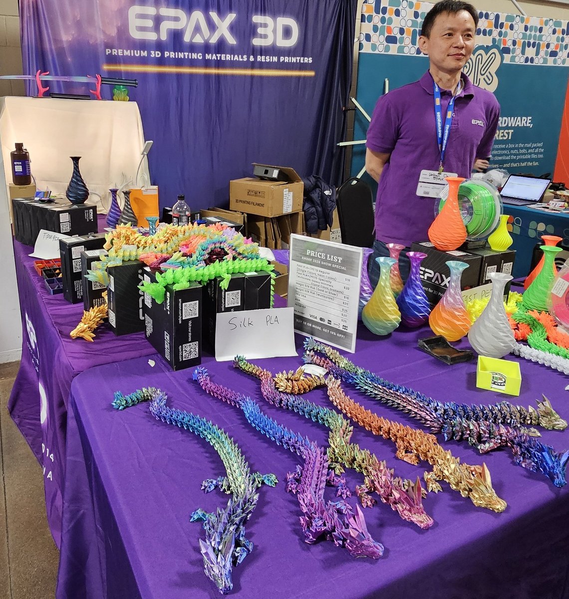 karenchau_x's tweet image. 3 ducks and a bear @rmrrf 

Can you spot (and name) them all? 

#rmrrf #3dprinting 

Booths: @pezliz @BeardedPrinter @epax3d