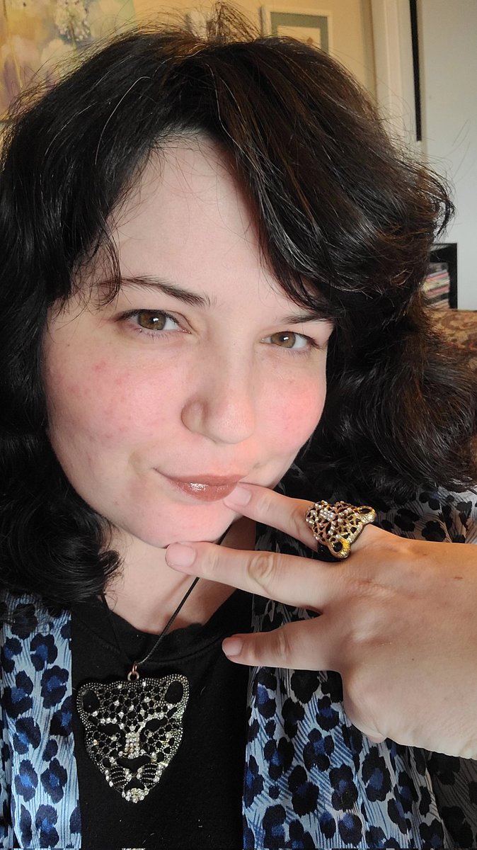 Sapphyre5151995's tweet image. No filter, just some lipstick 💋 

#selfie