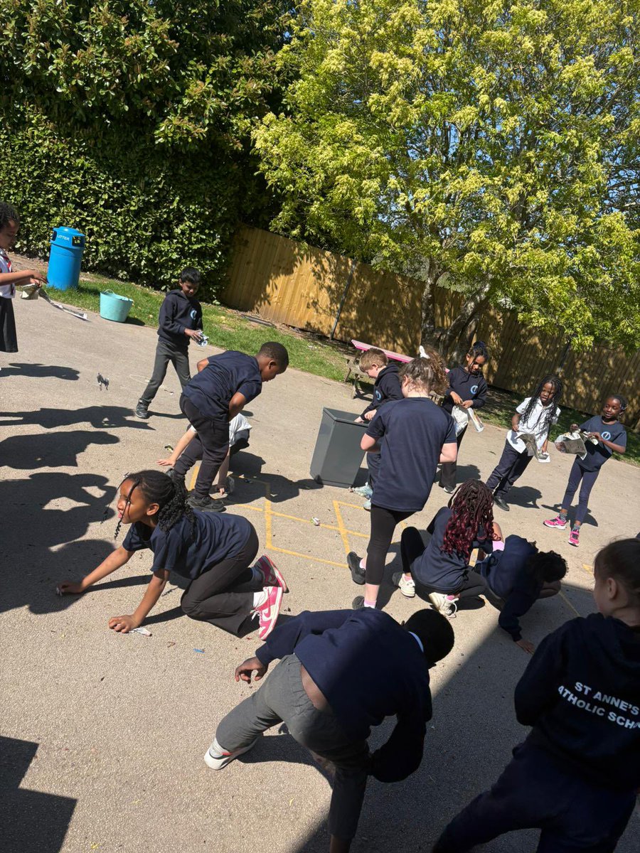 St Anne's Primary tweet media