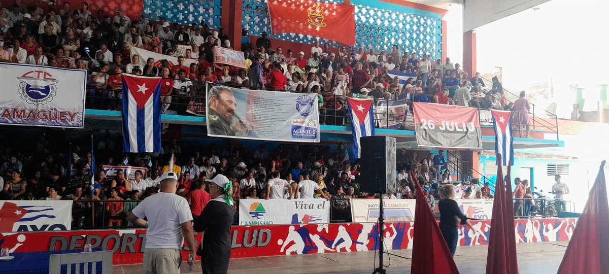 En pleno desarrollo Plenaria por el Día Internacional de los Trabajadores en #Camagüey.

Aquí hay Revolución para rato. #LaPatriaSeDefiende
<a href="/WalterNoris/">Walter Simon Noris</a> 
<a href="/YaimyrB/">Yaimyr Victoria Basulto</a>  <a href="/PCCNuevitas1/">Roberto Conde Silverio</a>
