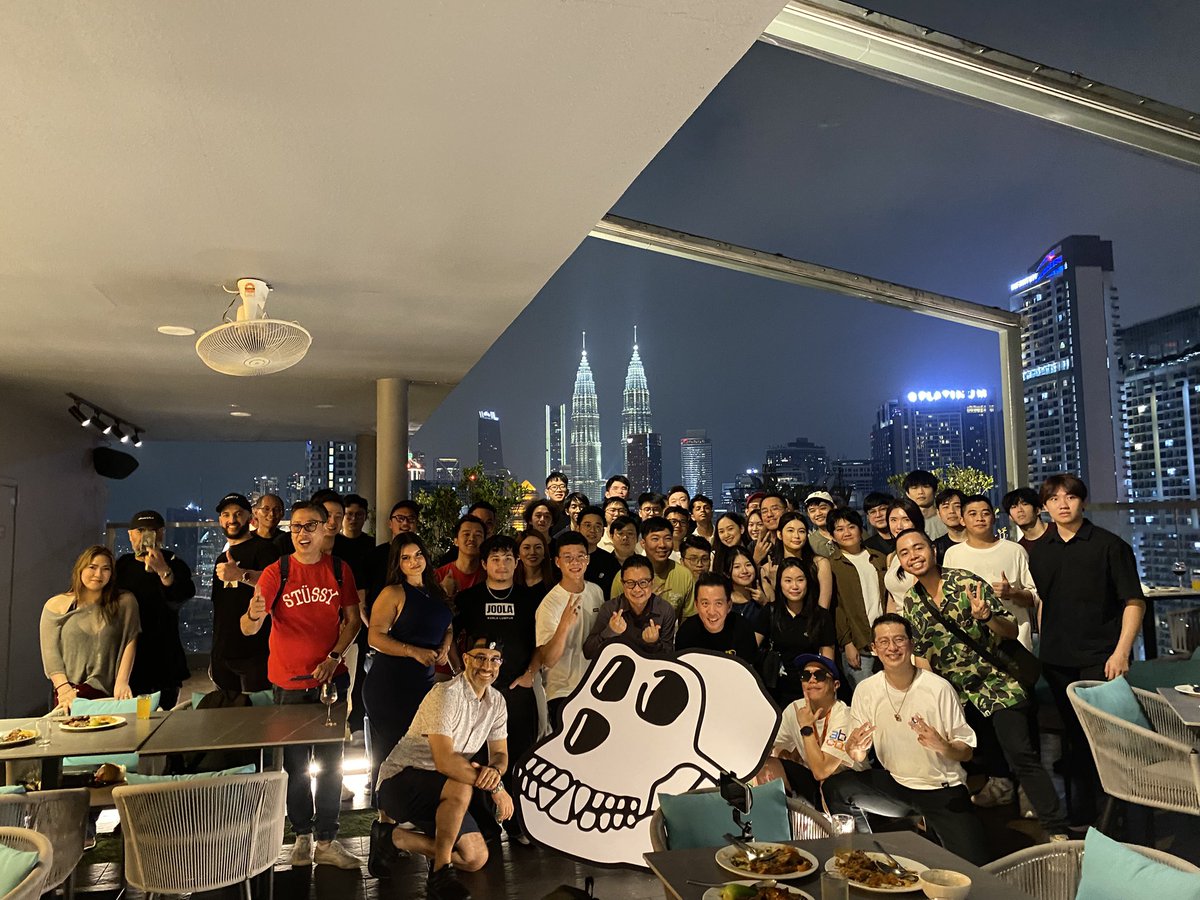 Chris 🍌 tweet media