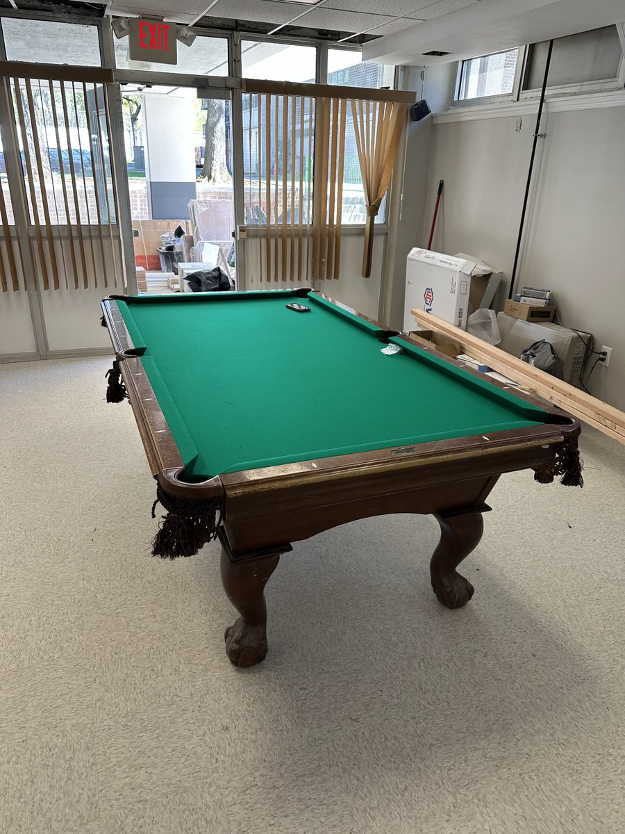 ATeamPoolTable's tweet image. Setup today new green felt 👍🔥
A-Team Pool Table Services
Call us at: (201) 538-5428

#pooltableservices #pooltable #billiards #newjersey #newyork #billiardtable #pooltablerefelting #pooltablemoving #pooltablemove #pooltablesetup #pooltablerepair #moving #relocate #pooltables