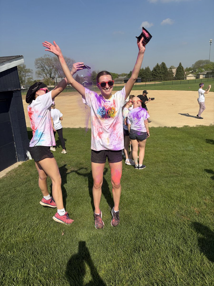 LHS_Girls_bball's tweet photo. Had a blast supporting Special  Olympics in the color run today. Fab 5 got it done! https://t.co/aLvYeQ1vP5