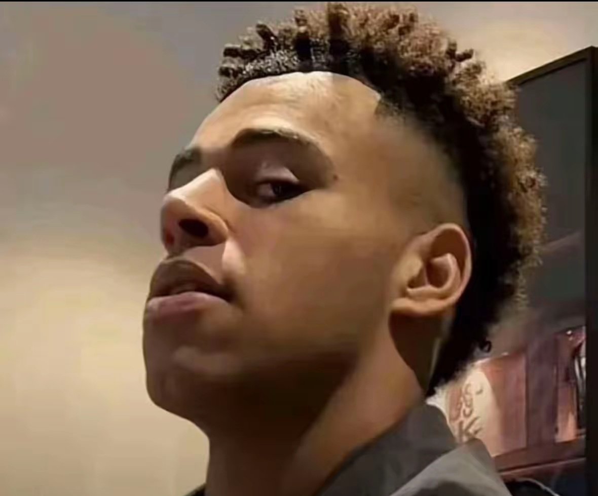 Parisien for life ❤️💙 tweet media