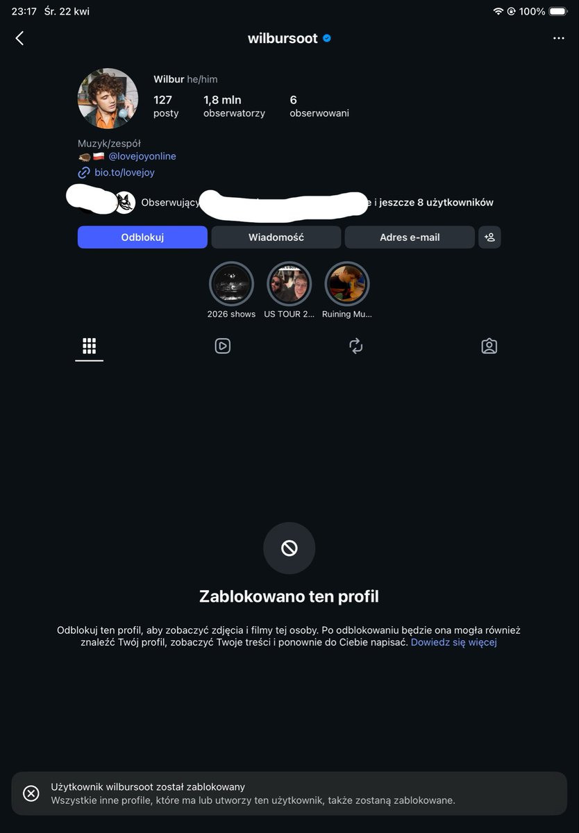 Viviann 𑱢𝜚 tweet media