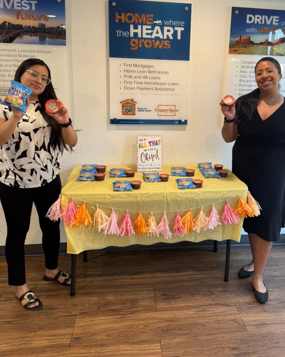 CopperStateCU's tweet image. We even dipped into some fun at Encanto for National Chip and Dip Day to show our credit union family how much we value them!

#CopperStateCreditUnion #WeLoveOurMembers #MemberAppreciation