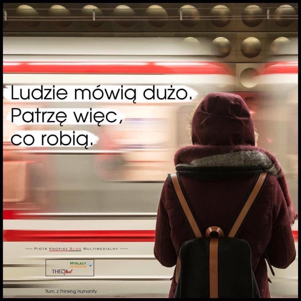 „Trzeba bardziej słuchać Boga niż ludzi" - taki przekaz płynie z Dziejów Apostolskich, w okresie wielkanocnym. My zaś często bardziej przejmujemy się tym, co pomyślą i powiedzą ludzie. Trzeba bardziej zwracać uwagę na to, czy ich słowa mają pokrycie w życiu.
#myśli i #słowa