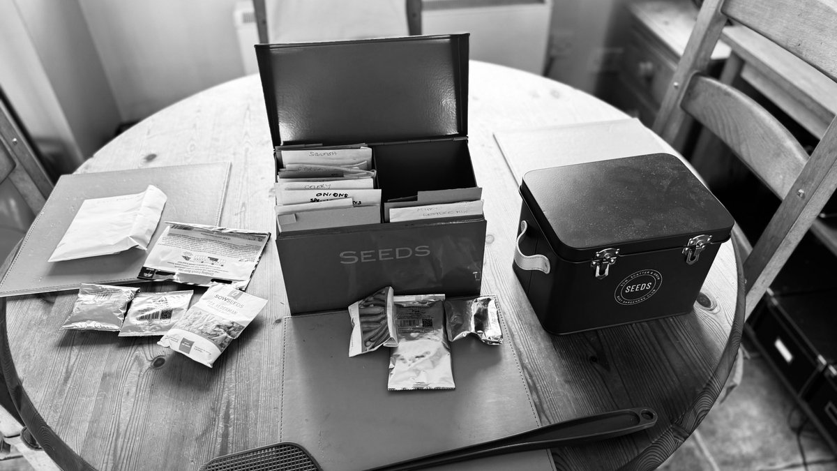 runsandstrums's tweet image. I'll leave you this evening, with what I come home to most afternoons at this time of year.
The table full of the seed boxes.
Seeds filed in date order of when they need do be sewn.
#homegrown