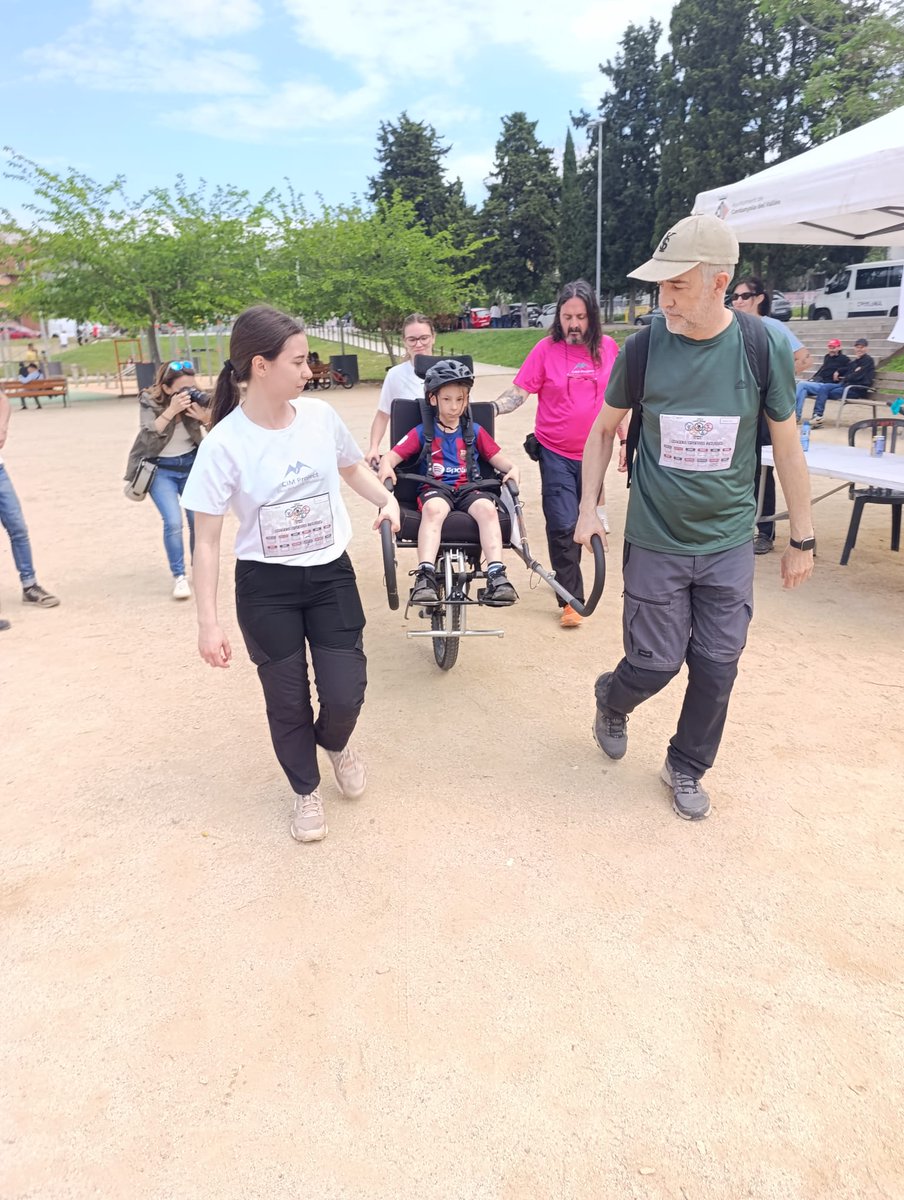 somcimproject's tweet photo. Cerdanyola va vibrar amb la 4a Jornada d'Esport Inclusiu! 👏🏻💜
Continuem demostrant que l’esport i la natura poden ser espais oberts per a totes les persones! 🚀✨
Seguim!!
#Inclusió #CIMProject #EsportAdaptat #Cerdanyola #Senderisme https://t.co/k1YGUxtHI2