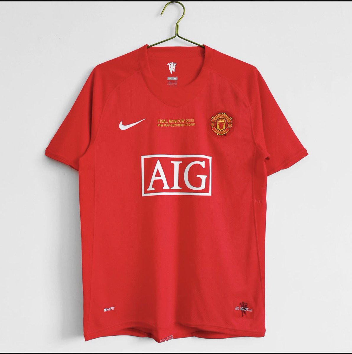 mufc_ml's tweet photo. بخصوص الوعد حق المثبته اللي بعد كل فوز ترى
تيشيرتات فوزنا على تشلسي ما سحبناها 

بكره بعد العشاء نسحب ٣ فايزين ب رعاية
@CamisaStoreQ1 

- رت + كومنت https://t.co/w8KAPK4dWf