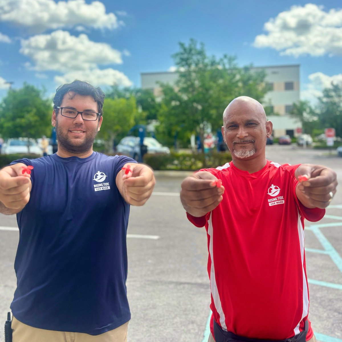 Rising Tide Car Wash tweet media