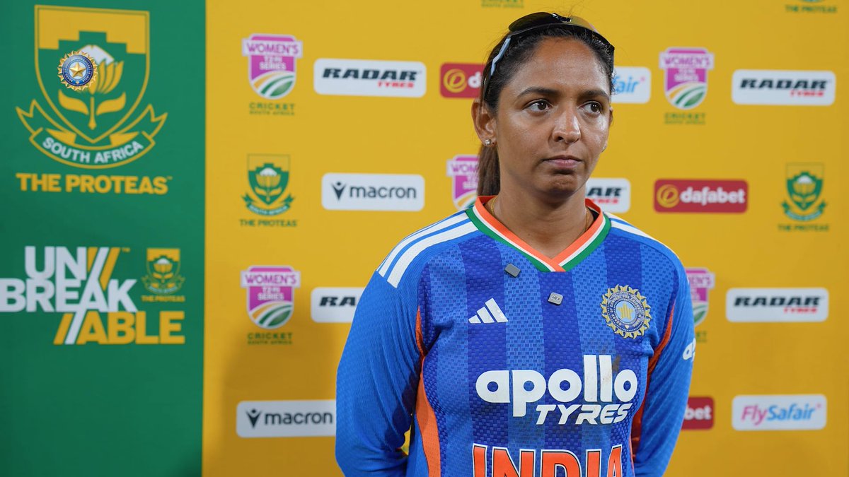 Cricket_World's tweet image. 🎙️ Harmanpreet Kaur speaks after the 3rd T20I
India captain shares insights, key moments and post-match thoughts    📹🏏👇
cricketworld.com/harmanpreet-ka…

#INDW #SAWvINDW #Cricket #PressConference