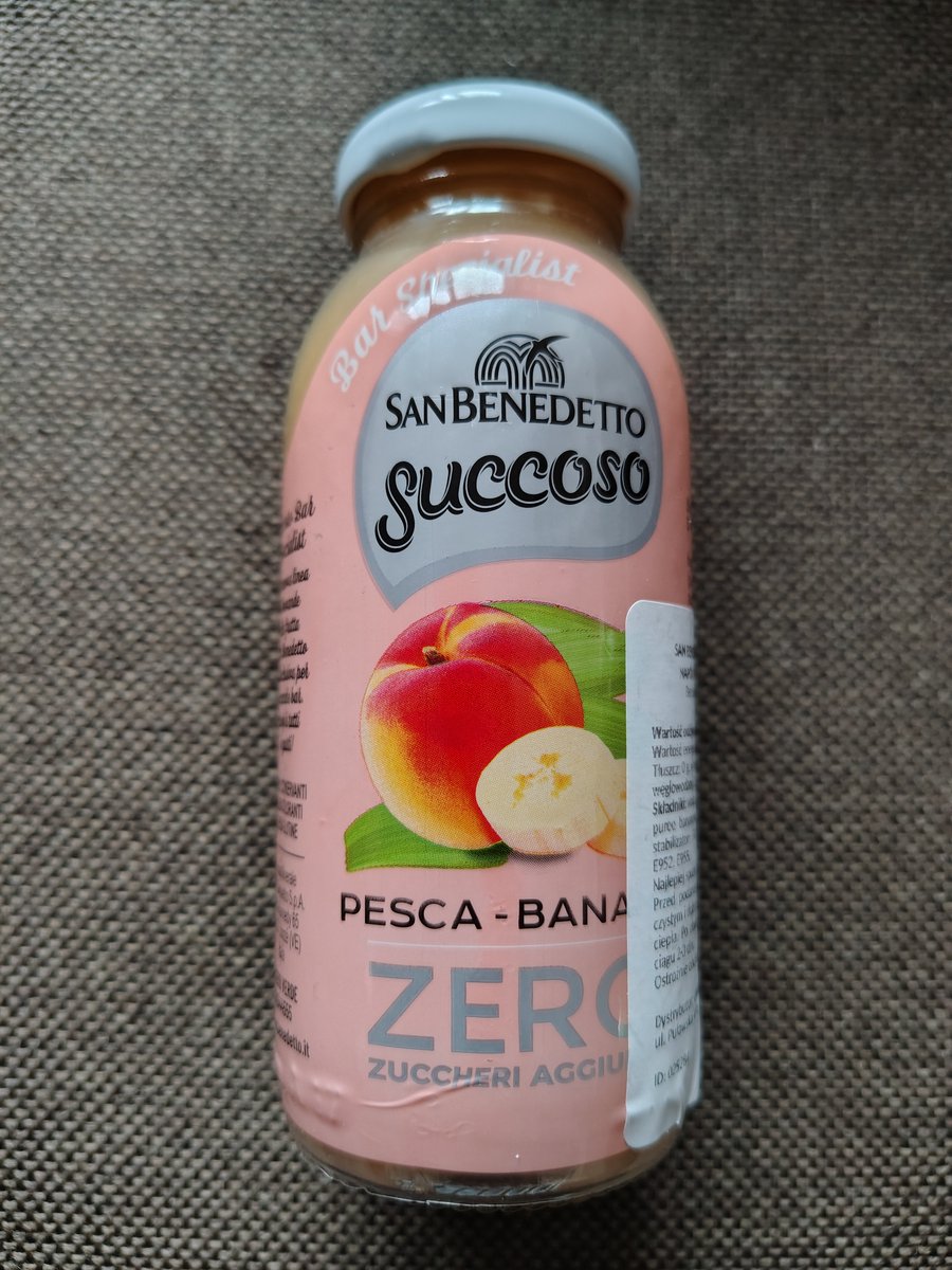 arrispy's tweet image. Coś innego niż większość od nich, spoko, tylko za małe #sanbenedetto #italy #drink