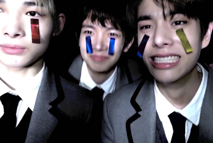 toti | enhypen is 7 ! tweet media