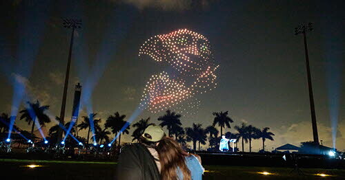 leprogreslyon's tweet image. 🪄Un show de drones inédit va raconter l’histoire d’Harry #Potter cet été à l’Hippodrome de Parilly. #Lyon 

➡️ l.leprogres.fr/tBc