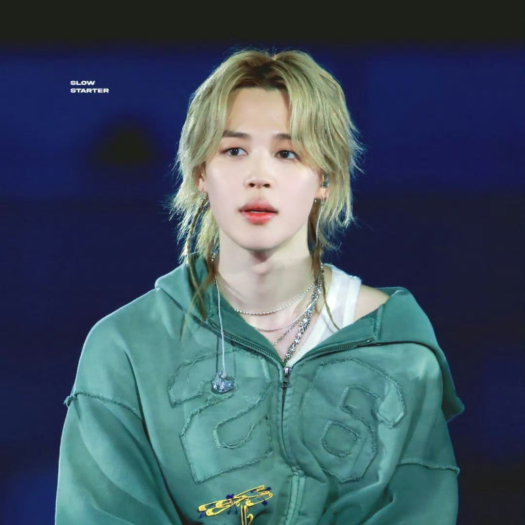 BTS_YETTOCOME7's tweet image. 🩵•ɞ•💛⟭⟬ 𝑴𝑼𝑺𝑬⟬⟭🧡💙💚

🇲🇽Oye89.6
📻ラジオリクエスト 4/23(木)

Hola @OyeSergioMejia @Oye897
Dejo mi voto para #Who de #ParkJimin aquí en #OyeTopTen