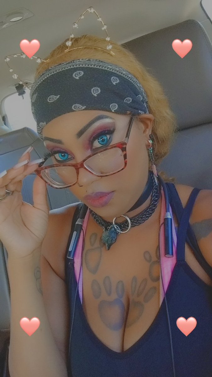 0H_DevourLilith's tweet image. Ello 🤗 #HappyWednesday Beautiful People 🌅