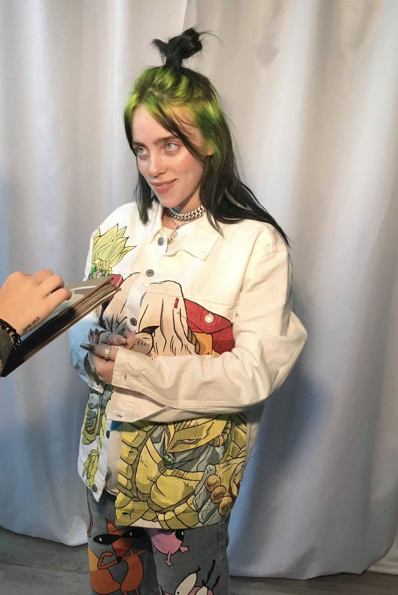 Em | new acc tweet media