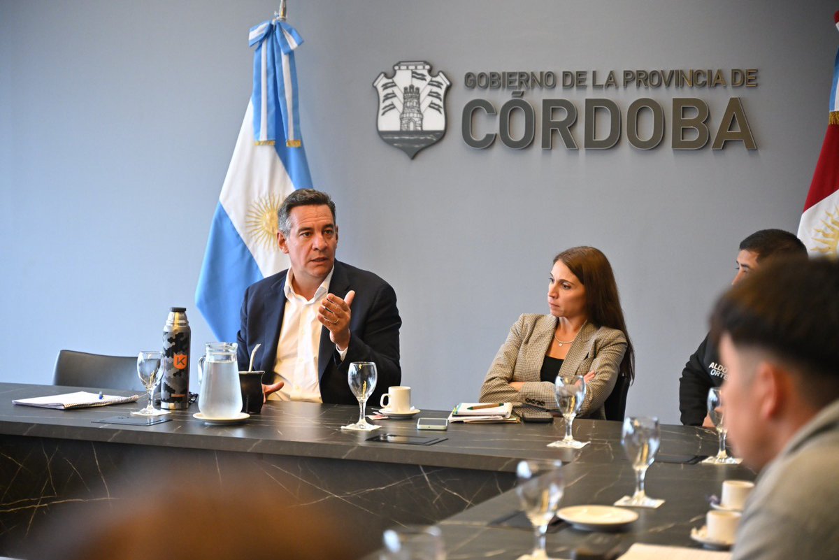 Ministerio de Vinculación y Gestión Institucional tweet media