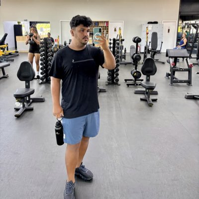_carliib's tweet photo. #NovaFotoDePerfil https://t.co/qmmU4bndF9