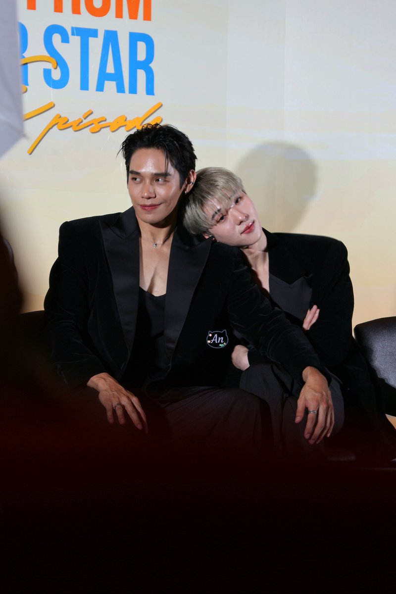 an07100308 tweet media