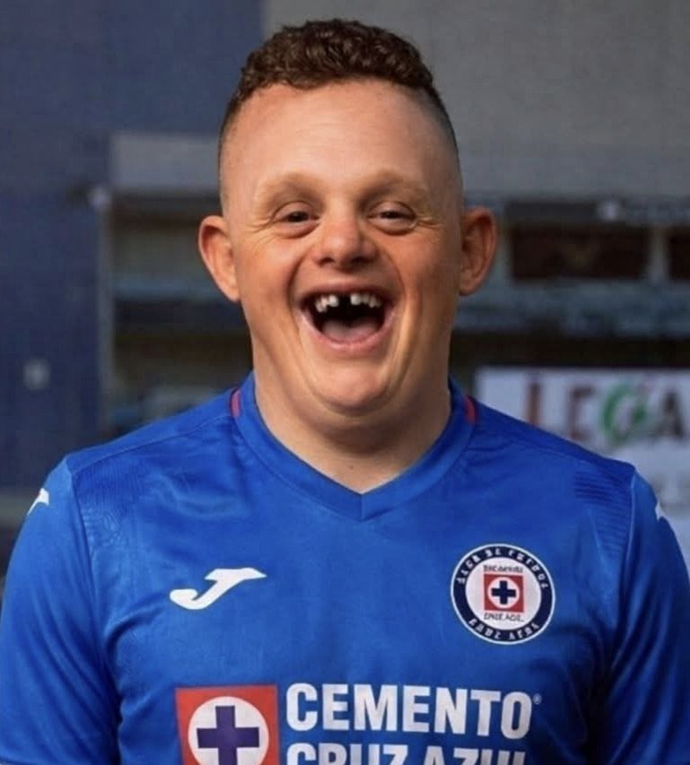 The Bloopers Host tweet media