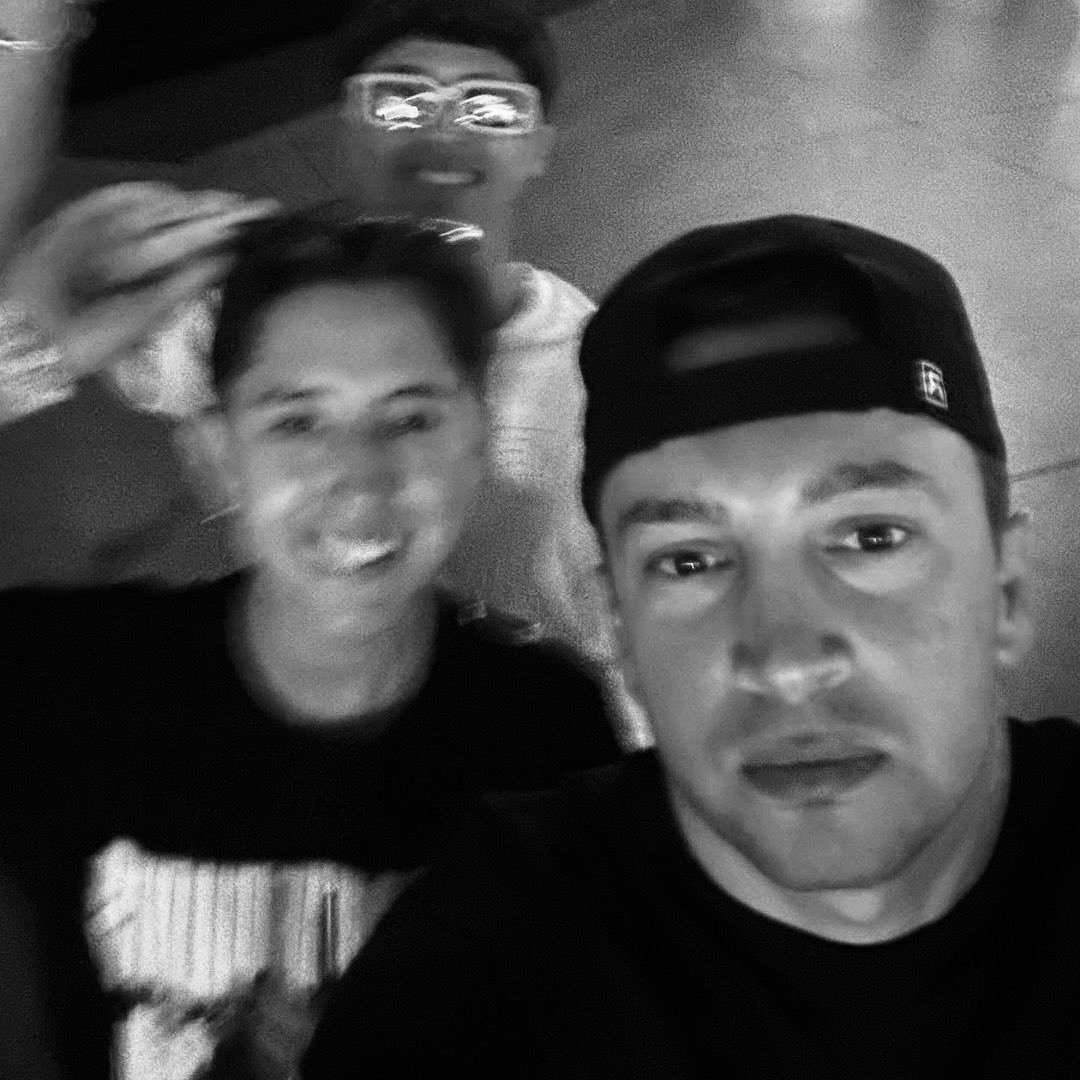 lynn ✮ shaky tweet media