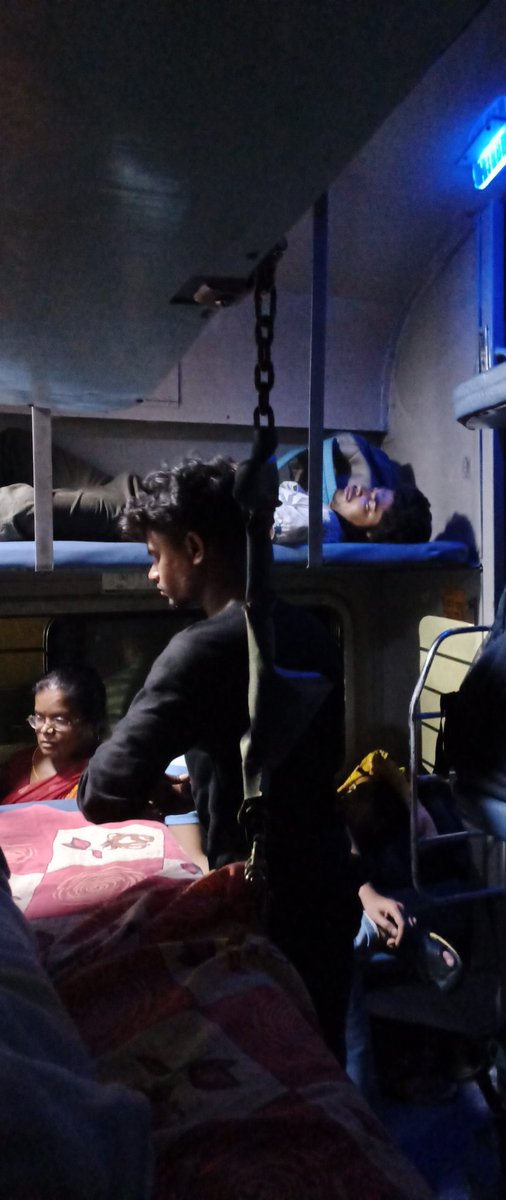 NANDA92DAS's tweet photo. Unrestricted persons entered in Sleeper coache S4, train number 13159 , RPF be may request to take necessary action, feeling insecure.@RailMadad @drmsdah https://t.co/za2BEnDK6h