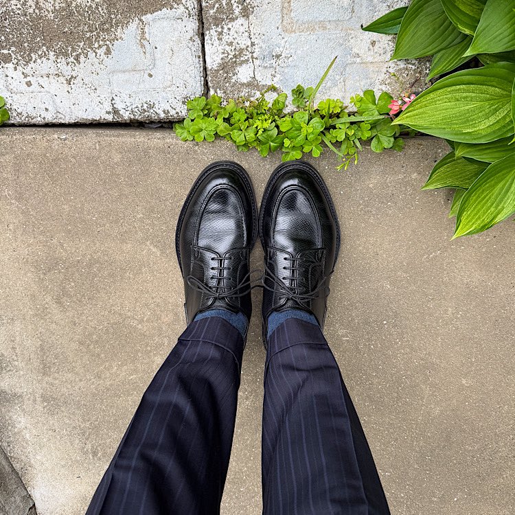 sthkzn's tweet photo. UNIONIMPERIAL

午後から雨予報です。
春用の薄手のコート羽織ってちょうど良い感じ。

#unionimperial #hatchgrain #ユニオンインペリアル #ハッチグレイン #今日の足元 https://t.co/2poMNz244e