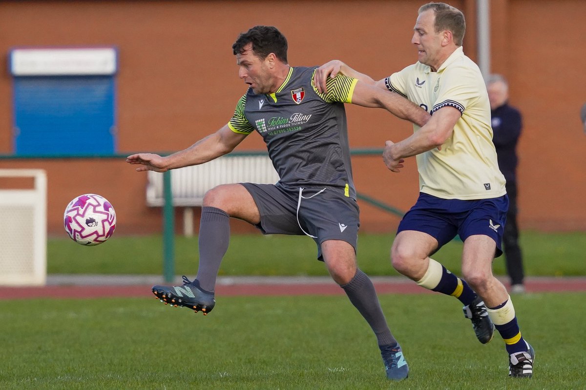 NickGerrard's tweet photo. Couple of sets from Remyca Vets v St Ally’s Vets in Izingari League Cup Final @remycautd @RemycaVets 2/2 https://t.co/3BBtwIlUSS
