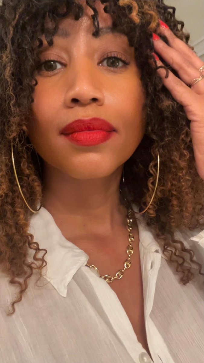 Ms. Sn@cks tweet media