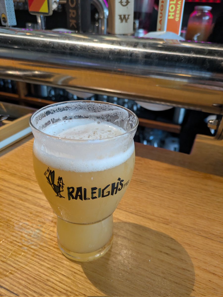 🍁philip @ inkhaven 2 tweet media