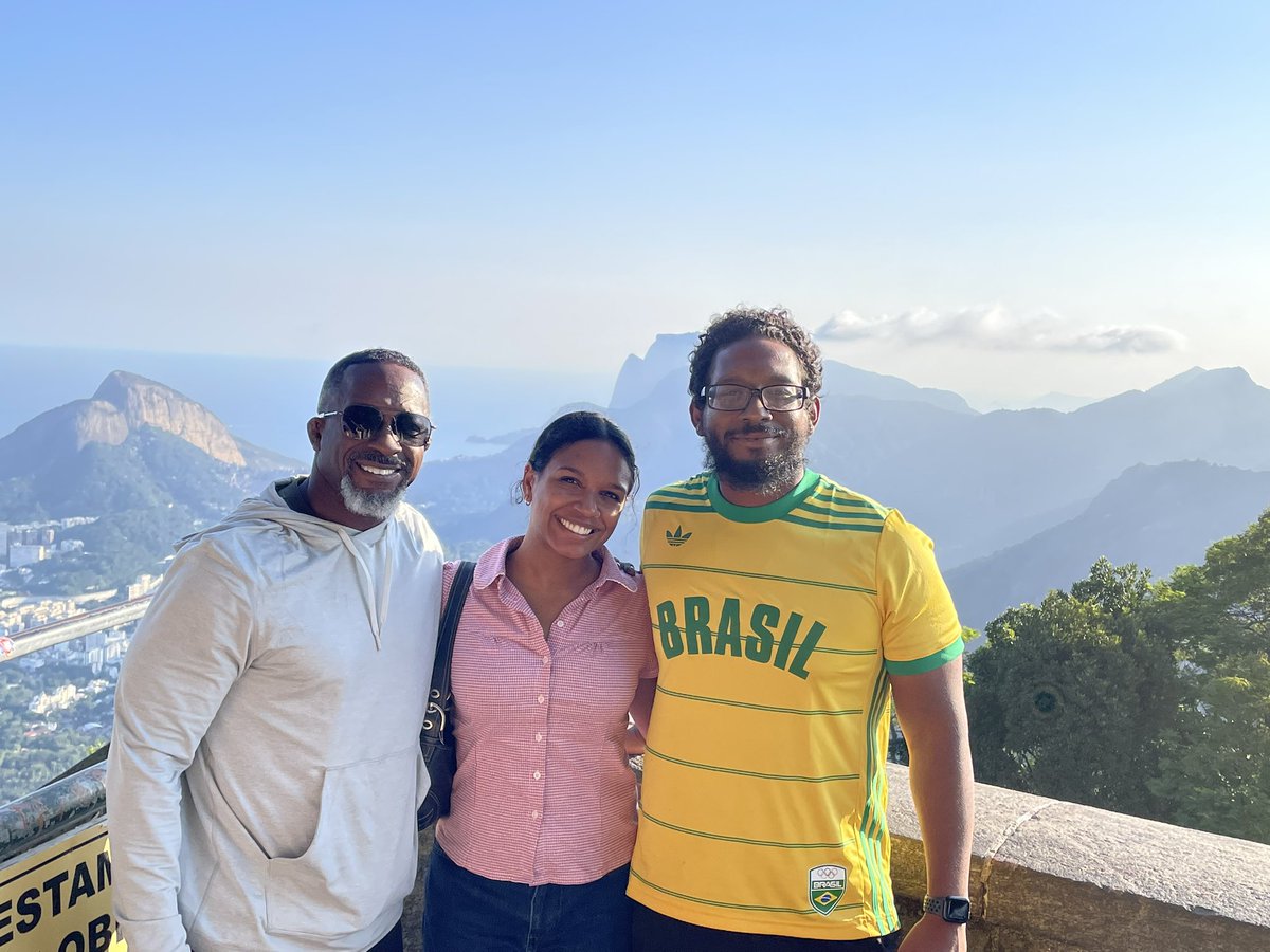 Thunder_06's tweet photo. #Family vaca 
🇧🇷 Rio De Janeiro https://t.co/CGNmLA1NCw